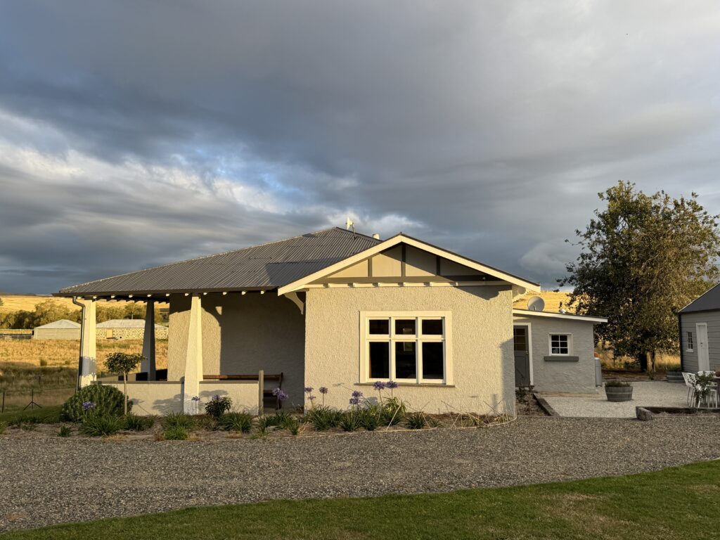 Nenthorn Farmhouse accommodation near Macraes